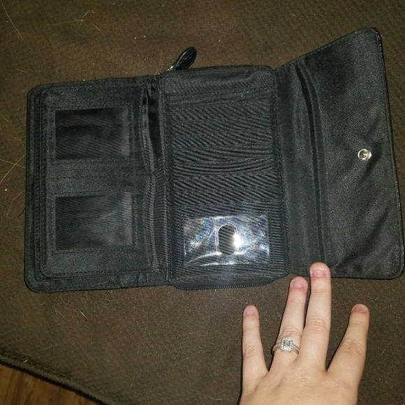 Wallet - Picture 3 of 4